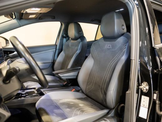 Volkswagen ID.4 Pro Limited Edition 77 kWh SOH 98% / 286pk / Achteruitrij camera / Dodehoek assistent / Stoelverw... ActivLease financial lease