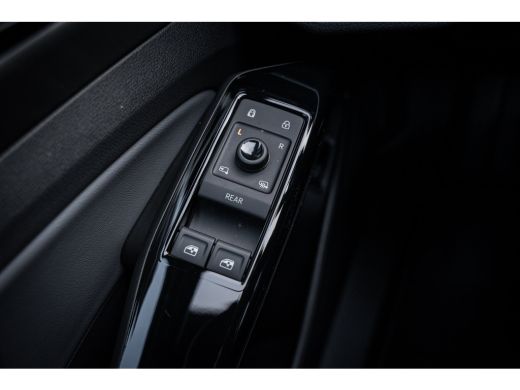 Volkswagen ID.4 Pro Limited Edition Plus | 'App-Connect' draadloze smartphone integratie | Achterbank in ongelijk... ActivLease financial lease