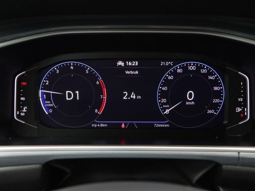 Volkswagen T-Roc 1.5 TSi 150 Pk Automaat Style | Carplay | IQ.Light LED | Panoramadak | Virtual Cockpit | Adaptive... ActivLease financial lease