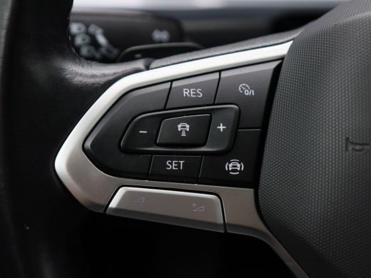 Volkswagen T-Roc 1.5 TSi 150 Pk Automaat Style | Carplay | IQ.Light LED | Panoramadak | Virtual Cockpit | Adaptive... ActivLease financial lease