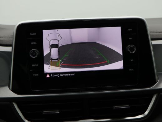 Volkswagen T-Roc 1.5 TSi 150 Pk Automaat Style | Carplay | IQ.Light LED | Panoramadak | Virtual Cockpit | Adaptive... ActivLease financial lease
