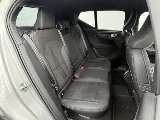 Volvo  XC40 2.0 B4 198pk AWD Plus Bright ActivLease financial lease