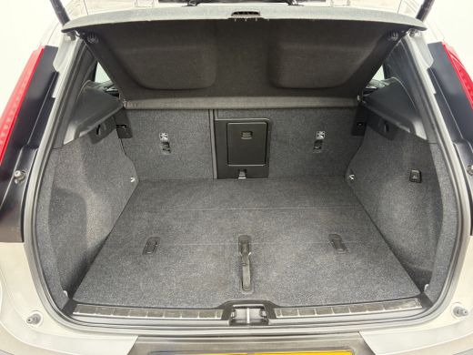 Volvo  XC40 2.0 B4 198pk AWD Plus Bright ActivLease financial lease