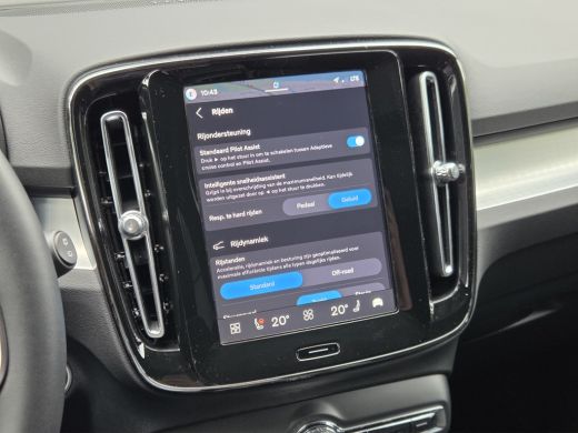 Volvo  XC40 2.0 B4 Plus Dark | Trekhaak | Camera | Pano | Harman/Kardon | Memory ActivLease financial lease