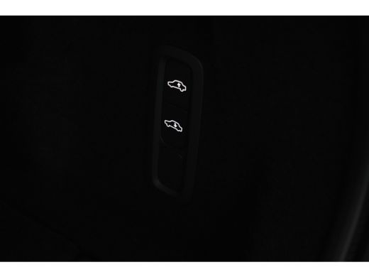 Volvo  XC60 T6 Plus dark black edition 2026 Luchtvering | Head up Display | Panoramadak | Achterbank verwarmd... ActivLease financial lease