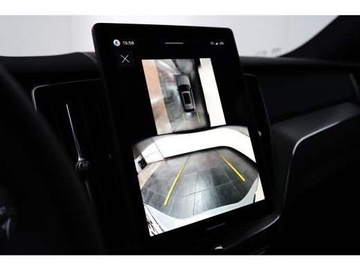 Volvo  XC60 T6 Plus dark black edition 2026 Luchtvering | Head up Display | Panoramadak | Achterbank verwarmd... ActivLease financial lease