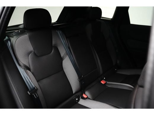 Volvo  XC60 T6 Plus dark black edition 2026 Luchtvering | Head up Display | Panoramadak | Achterbank verwarmd... ActivLease financial lease