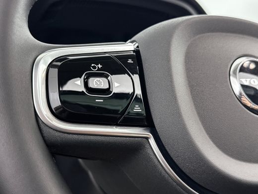 Volvo  XC60 T6 Recharge Ultra Dark | 20" | Luchtvering | Trekhaak | Head-Up | Panoramadak | Elektr. verst. st... ActivLease financial lease