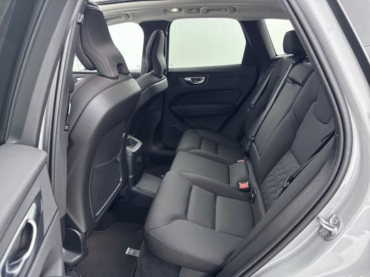 Volvo  XC60 T6 Recharge Ultra Dark | 20" | Luchtvering | Trekhaak | Head-Up | Panoramadak | Elektr. verst. st... ActivLease financial lease