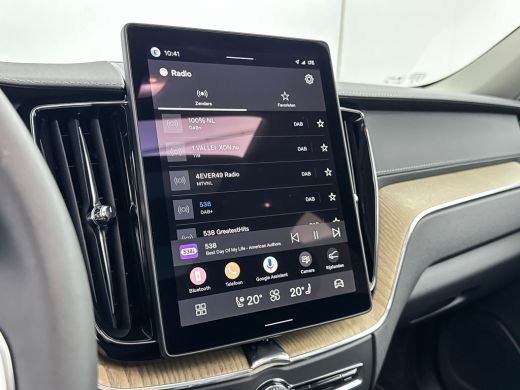 Volvo  XC60 T6 Recharge Ultra Dark | 20" | Luchtvering | Trekhaak | Head-Up | Panoramadak | Elektr. verst. st... ActivLease financial lease