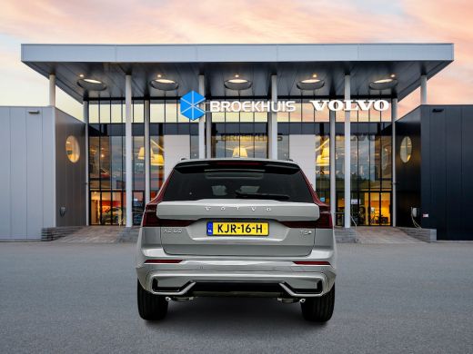 Volvo  XC60 T6 Recharge Ultra Dark | 20" | Luchtvering | Trekhaak | Head-Up | Panoramadak | Elektr. verst. st... ActivLease financial lease