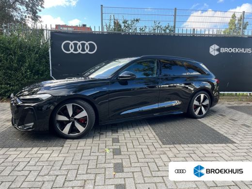 Audi A5 Avant S edition | Trekhaak | Side assist | Remzadels rood | Optiek zwart | Privacy glas | ActivLease financial lease