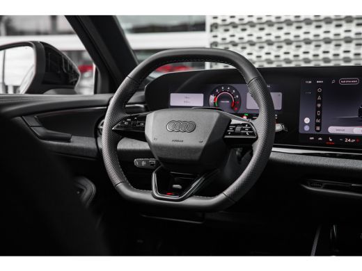 Audi A5 Avant S edition | Trekhaak | Side assist | Remzadels rood | Optiek zwart | Privacy glas | ActivLease financial lease