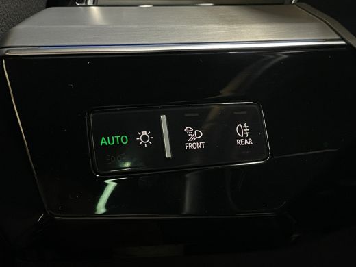 Audi e-tron 50 quattro S edition 71 kWh B&O | Adaptieve cruise | Stoel- stuurverw. | Memory | Leder | 21" | P... ActivLease financial lease