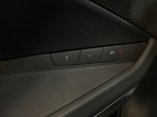 Audi e-tron 50 quattro S edition 71 kWh B&O | Adaptieve cruise | Stoel- stuurverw. | Memory | Leder | 21" | P... ActivLease financial lease