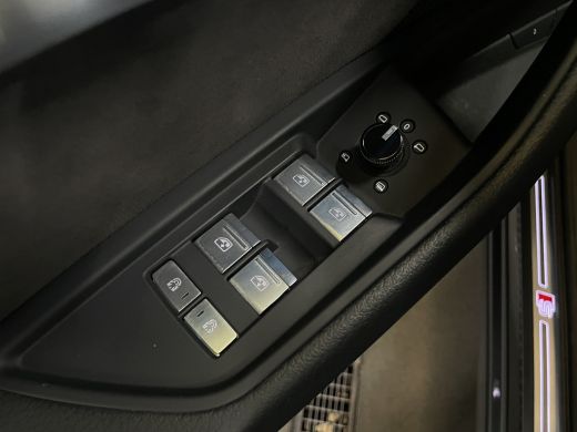Audi e-tron 50 quattro S edition 71 kWh B&O | Adaptieve cruise | Stoel- stuurverw. | Memory | Leder | 21" | P... ActivLease financial lease