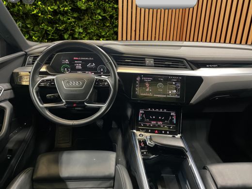 Audi e-tron 50 quattro S edition 71 kWh B&O | Adaptieve cruise | Stoel- stuurverw. | Memory | Leder | 21" | P... ActivLease financial lease