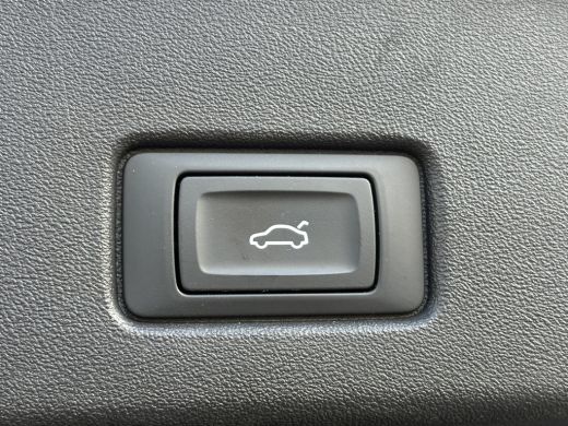 Audi Q4 e-tron 40 Edition 77 kWh Keyless Carplay Stoelverw. Hoge zit ActivLease financial lease