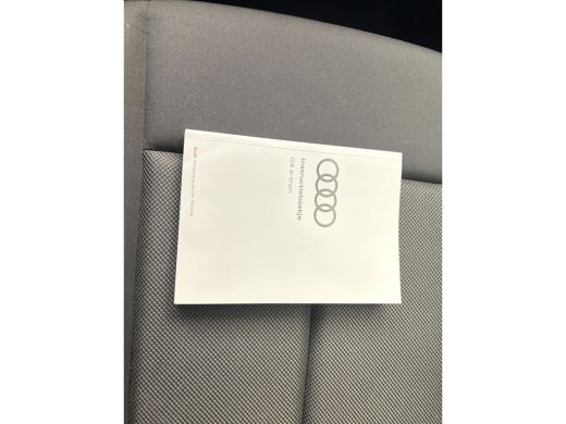 Audi Q4 e-tron 40 Edition 77 kWh Keyless Carplay Stoelverw. Hoge zit ActivLease financial lease