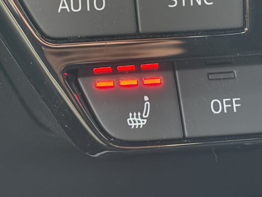 Audi Q4 e-tron 40 Edition 77 kWh Keyless Carplay Stoelverw. Hoge zit ActivLease financial lease