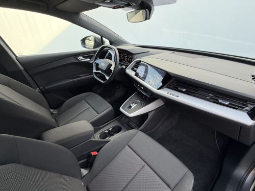 Audi Q4 e-tron 40 Edition 77 kWh Keyless Carplay Stoelverw. Hoge zit ActivLease financial lease