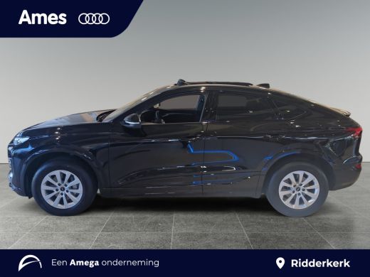Audi Q6 e-tron edition e-tron 83Kwh 252 PK | Passenger Display | Panorama | 360 camera | ActivLease financial lease