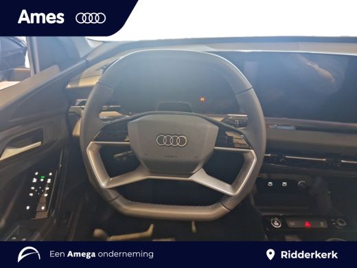 Audi Q6 e-tron edition e-tron 83Kwh 252 PK | Passenger Display | Panorama | 360 camera | ActivLease financial lease