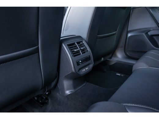 CUPRA Formentor 1.4 e-Hybrid Business | Achteruitrijcamera | Apple Carplay/Android Auto | Dodehoek detectie | Ful... ActivLease financial lease