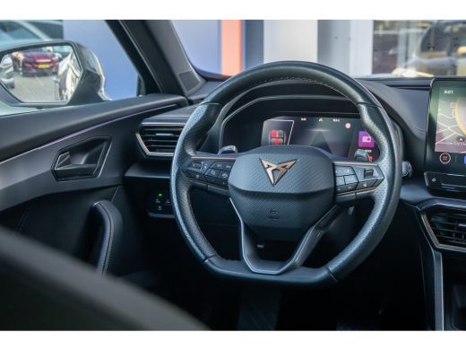 CUPRA Formentor 1.4 e-Hybrid Business | Achteruitrijcamera | Apple Carplay/Android Auto | Dodehoek detectie | Ful... ActivLease financial lease