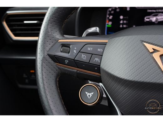 CUPRA Formentor 1.4 e-Hybrid VZ Performance PANO TREKHAAK MEMORY BEATS CAMERA ActivLease financial lease