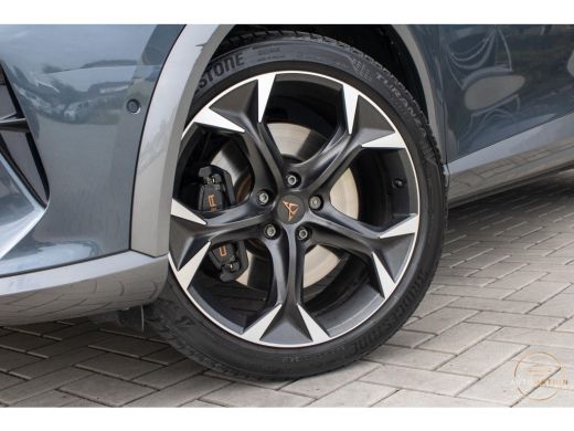 CUPRA Formentor 1.4 e-Hybrid VZ Performance PANO TREKHAAK MEMORY BEATS CAMERA ActivLease financial lease