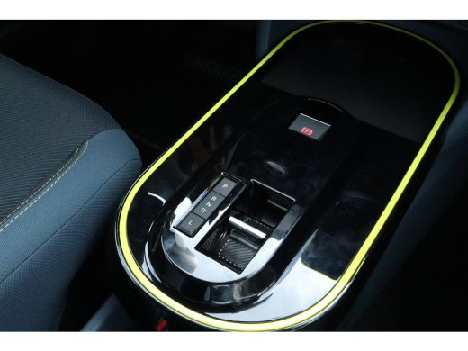 Fiat Grande Panda Icon | 10,25" touchscreen radio met Bluetooth, DAB & USB | Airconditioning handmatig | Cruise Con... ActivLease financial lease