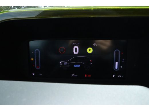 Fiat Grande Panda Icon | 10,25" touchscreen radio met Bluetooth, DAB & USB | Airconditioning handmatig | Cruise Con... ActivLease financial lease