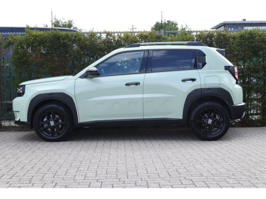 Fiat Grande Panda Icon | 10,25" touchscreen radio met Bluetooth, DAB & USB | Airconditioning handmatig | Cruise Con... ActivLease financial lease