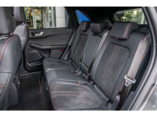 Ford Kuga 2.5 PHEV ST-Line X | Elek. Panoramadak | Adaptive Cruise Control | Elek. Trekhaak | Elek. Verstel... ActivLease financial lease