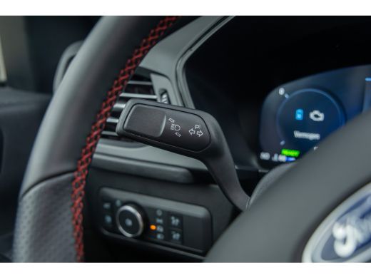 Ford Kuga 2.5 PHEV ST-Line X | Elek. Panoramadak | Adaptive Cruise Control | Elek. Trekhaak | Elek. Verstel... ActivLease financial lease