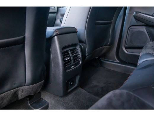 Ford Kuga 2.5 PHEV ST-Line X Trekhaak | Dodehoek detectie | Stoel- Stuurverwarming | Parkeersensoren | Keyl... ActivLease financial lease
