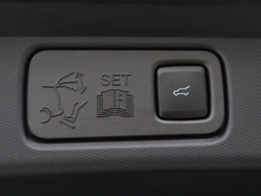 Ford Mustang Mach-E Mach-E RWD 75 kWh | SOH 91,7% | Panoramadak | 360 Camera | Leder | Stoelverwarming | Adaptive cru... ActivLease financial lease
