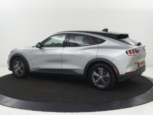 Ford Mustang Mach-E Mach-E RWD 75 kWh | SOH 91,7% | Panoramadak | 360 Camera | Leder | Stoelverwarming | Adaptive cru... ActivLease financial lease