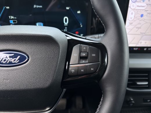 Ford Tourneo Courier Courier Titanium | Adap. Cruise Control | BLIS | Winterpack | Camera | Keyless | CarPlay | ActivLease financial lease