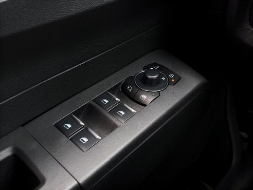 Ford Tourneo Courier Courier Titanium | Adap. Cruise Control | BLIS | Winterpack | Camera | Keyless | CarPlay | ActivLease financial lease