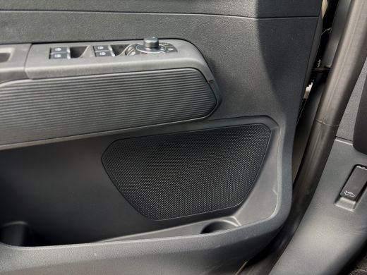 Ford Tourneo Courier Courier Titanium | Adap. Cruise Control | BLIS | Winterpack | Camera | Keyless | CarPlay | ActivLease financial lease