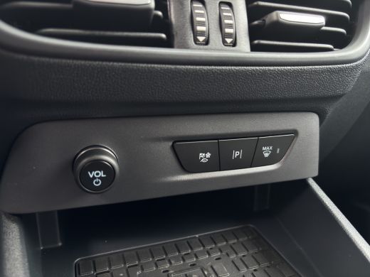 Ford Tourneo Courier Courier Titanium | Adap. Cruise Control | BLIS | Winterpack | Camera | Keyless | CarPlay | ActivLease financial lease