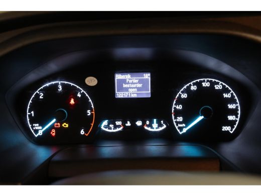 Ford Transit Custom 2.0 TDCI L1H1 IMPERIAAL EN TREKHAAK ActivLease financial lease