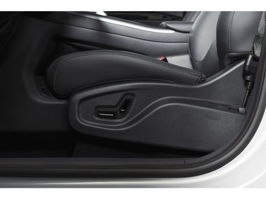 Geely E5 Max+ 68 kWh | S/K-Panodak | 360 Camera | V2L | Warmtepomp | HUD | Stoelverwarming & verkoeling | ... ActivLease financial lease
