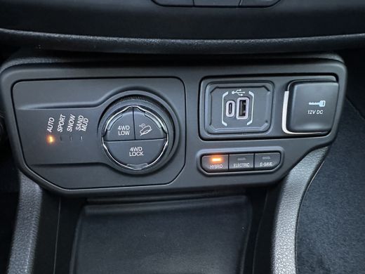 Jeep Renegade 4xe 240 Plug-in Hybrid The North Star (Elektrisch Schuifdak - Navigatie - Apple Carplay - Camera ... ActivLease financial lease