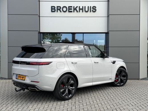 Land Rover Range Rover Sport P550e Autobiography | Vierwielsturing | Afn trekhaak | Massage | 23" Carbon | Softclose | Koelbox... ActivLease financial lease