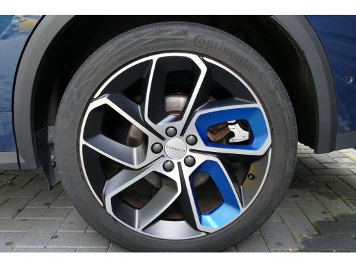 Lynk & Co 01 1.5 262PK PLUG-IN HYBRID AUTOMAAT / CAMERA V+A / PANO.DAK / KEYLESS / ELEKTR. ACHTERKLEP / 20" LM... ActivLease financial lease