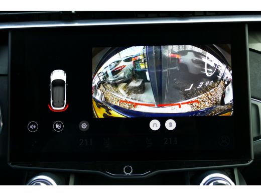 Lynk & Co 01 1.5 262PK PLUG-IN HYBRID AUTOMAAT / CAMERA V+A / PANO.DAK / KEYLESS / ELEKTR. ACHTERKLEP / 20" LM... ActivLease financial lease