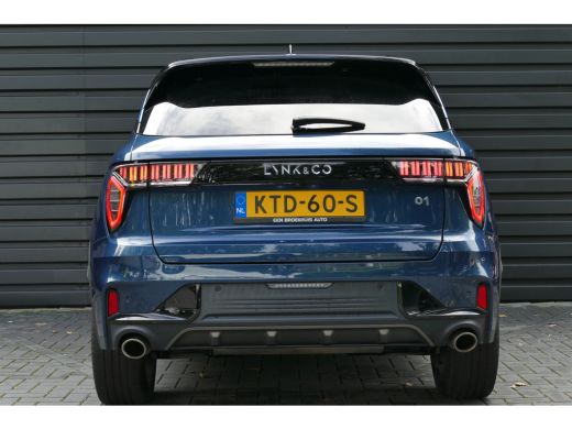 Lynk & Co 01 1.5 262PK PLUG-IN HYBRID AUTOMAAT / CAMERA V+A / PANO.DAK / KEYLESS / ELEKTR. ACHTERKLEP / 20" LM... ActivLease financial lease
